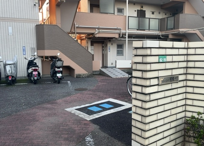マンションのエントランスには、もともと風よけや防犯の役割がありますが、マンションによって宅配ボックスなどの設備が備わっている所もあります。日々の生活をイメージしながら生活しやすさをチェックしましょう。