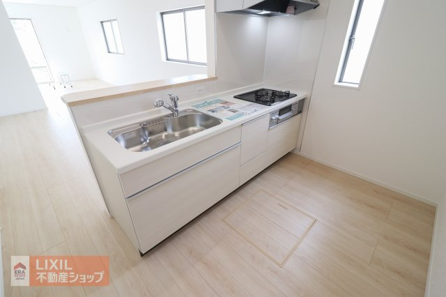 【その他設備】現地完成写真。使いやすい広めのシンク♪
