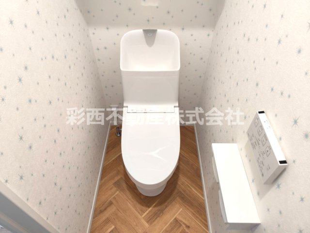 2階のトイレもクロスのデザインがカワイイ