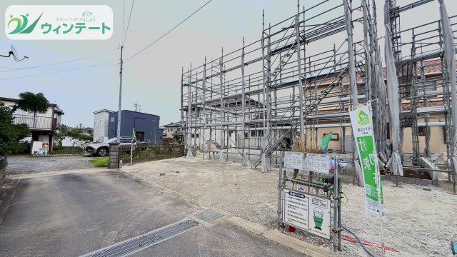 前面道路は交通量が少なく子供の通学にも安心の道路です♪ぜひ現地でご体感ください！