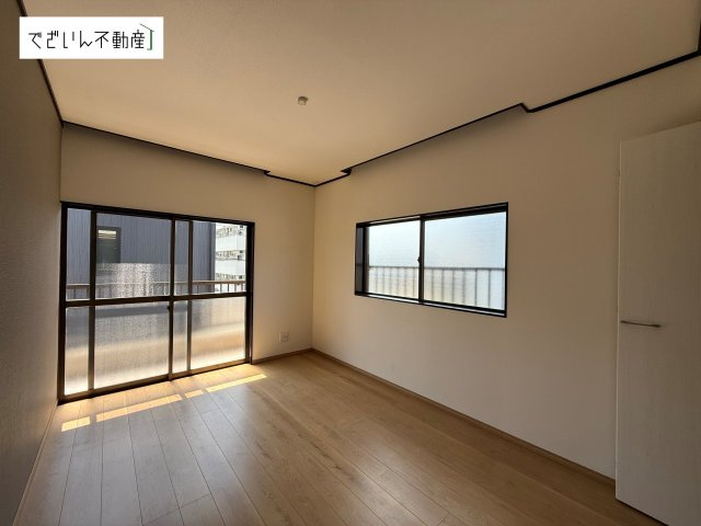 現地(2026年8月撮影)　6.5帖洋室