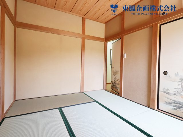 お子様の寝室としてお使いいただけます