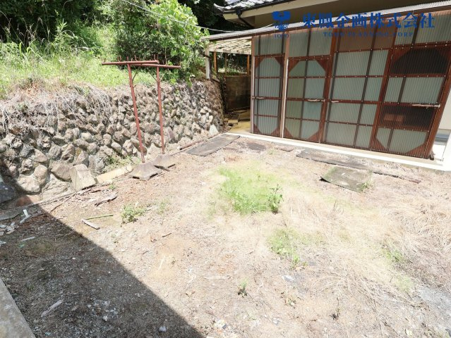 陽当りの良いお庭もございます