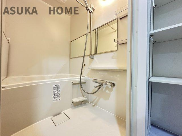 毎日の疲れを癒すバスタイム。浴室換気乾燥暖房機付きでお風呂の環境の維持にも！