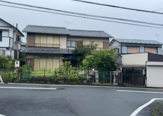 最寄り駅が近いなどの交通アクセスが良い土地だと暮らしやすいですよね。通勤・通学の観点から土地を選ぶことも大切です！自身や家族のライフワークからあったの物件を探しましょう！当社営業がお力になります！
