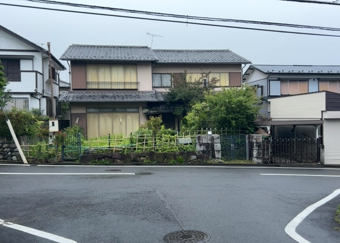 ハザードマップは自然災害による被害を予測し、その被害範囲を地図上で表したものです。近年特に災害が多くなっていますので、事前に調査すると安心できます。ハザードマップは国交省のホームページをご覧ください。