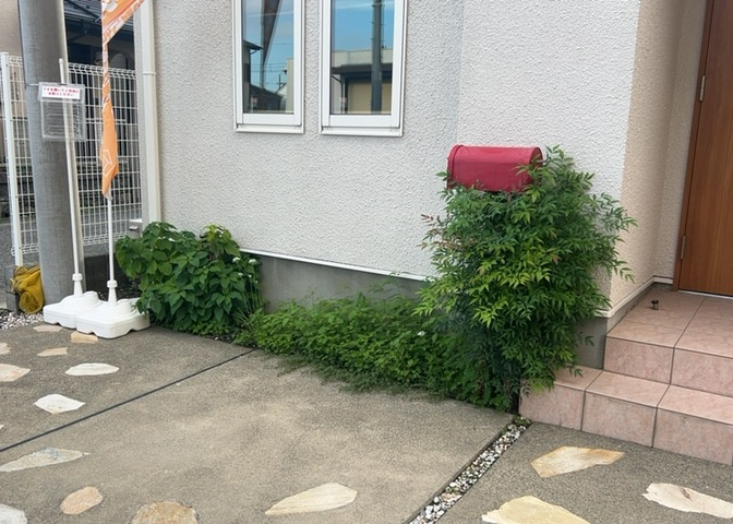 庭があることでガーデニングや家庭菜園はもちろん、こどもの遊び場やペットを放して遊ぶことができます。また、家の周囲に余裕があるということです。隣地との間があれば、十分な日当たりと、風通しが確保できます。