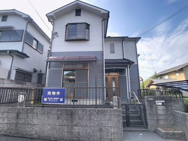 外観：327002686704