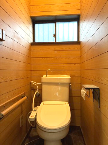 シンプルで使いやすいトイレです