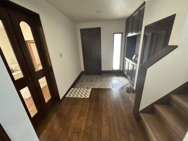 1階ホールはゆとりのある空間です。