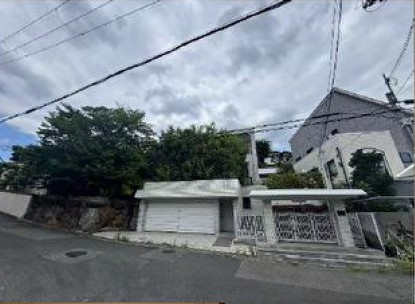 外観：327002234107