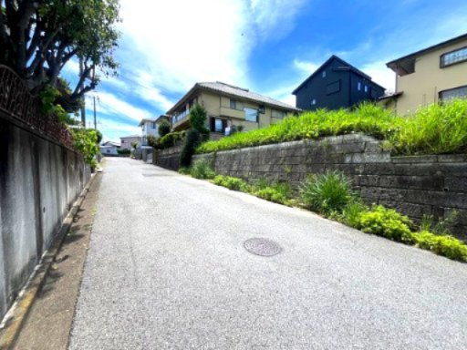 広々約62坪のゆとりある敷地♪　広さを活かし、お庭や間取りなど自由なプランが可能です！　落ち着いた住環境で穏やかな暮らしを叶えます！