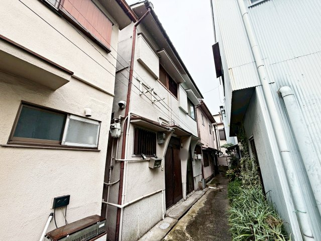 外観：327002684594