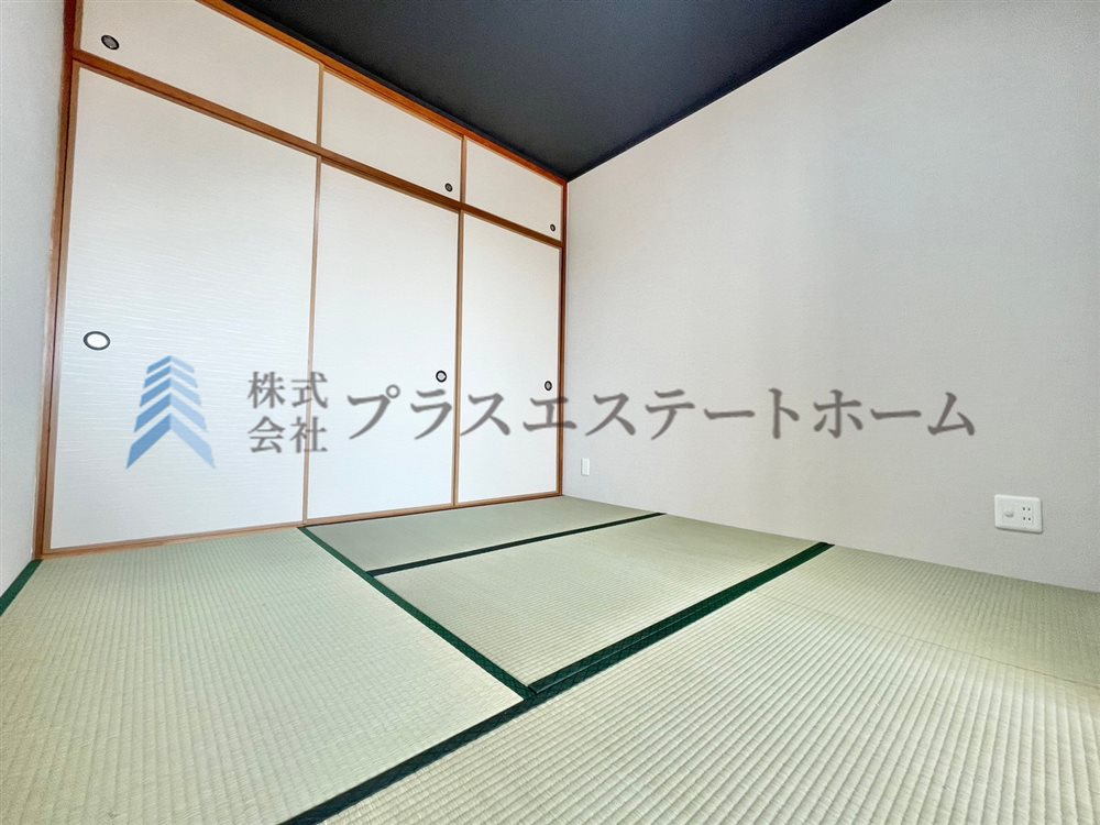 突然にお客様が来られても和室があると安心ですね♪
