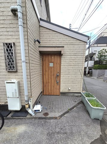 店舗入り口