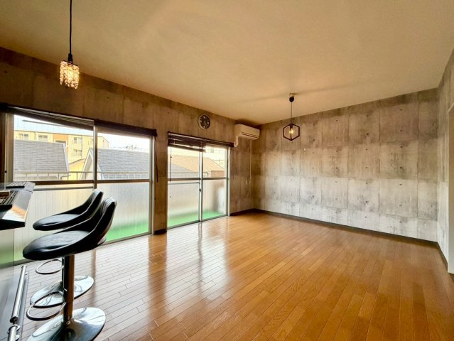 洋室部分になります♪