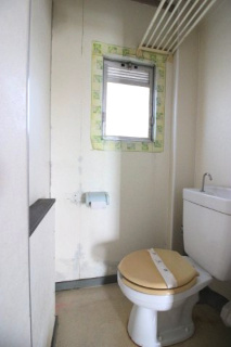 シンプルで使いやすいトイレです