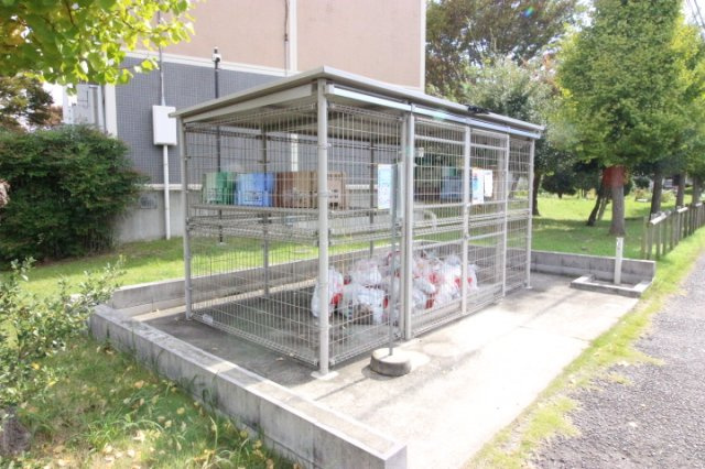 清掃の行き届いたゴミ置き場