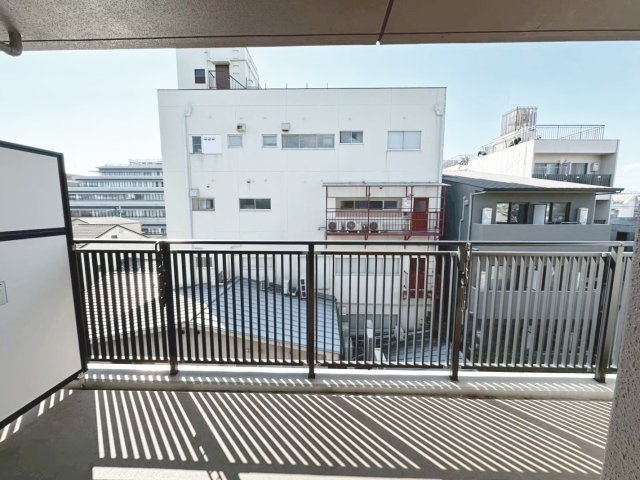 バルコニーがあります