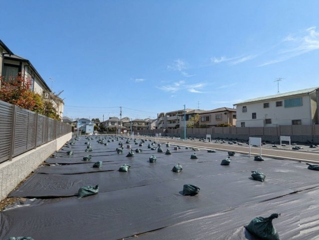現況更地です　是非、現地にて土地のボリュームや周辺環境などご確認ください