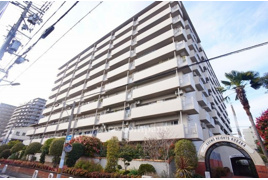 コスモハイツ小阪の外観