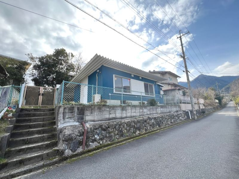 外観：325000101996