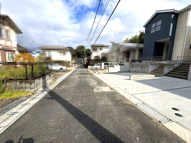 現地写真。前面道路です。