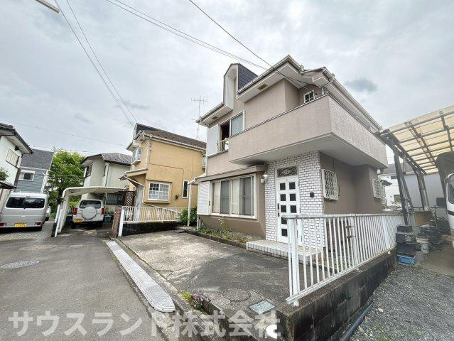 前面道路含む現地写真です