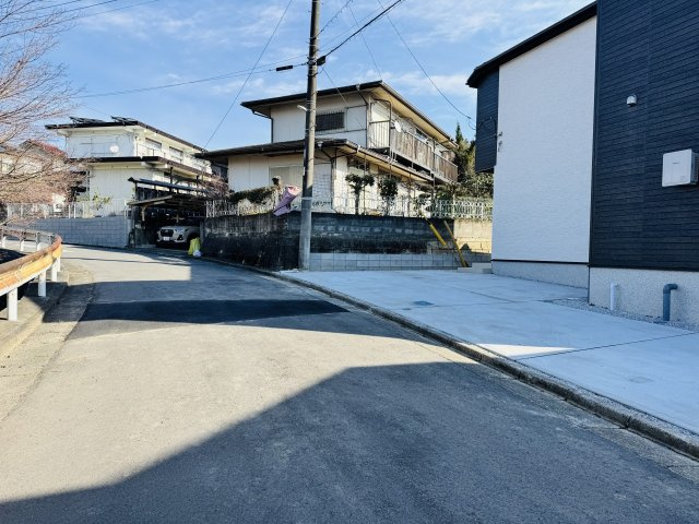 ～北西側5ｍ道路に面しています～