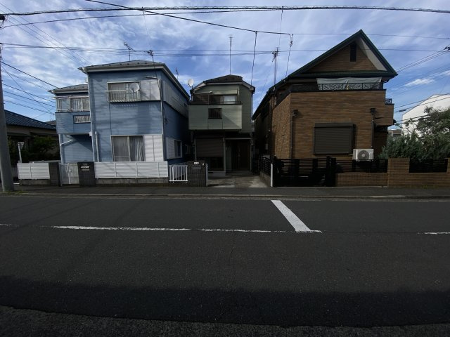 前面道路約8.5ｍあります