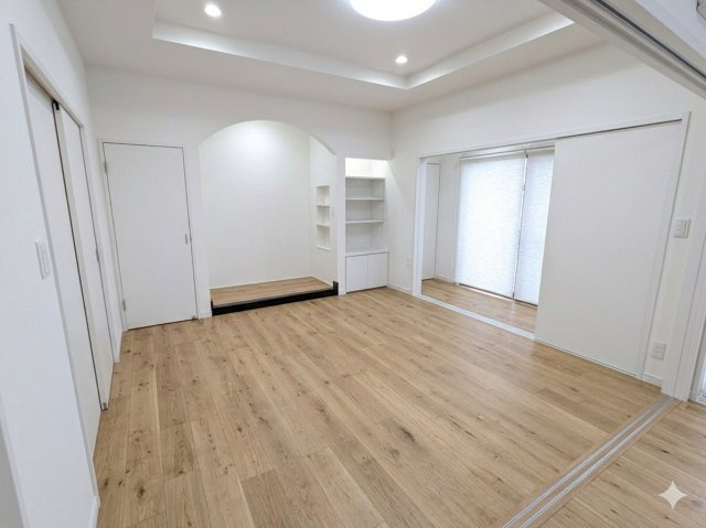 別途リフォームプランございます。※この画像はAIによって生成された「完成予想図（イメージ）」です。