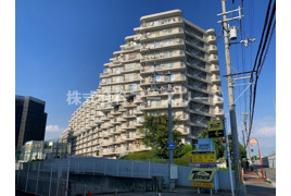 エバーグリーン淀川3号棟の外観