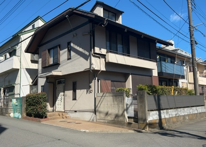 物件の詳細については、現地を見てわかること以外に、役所や法務局などで調べないとわからないことがあります。そのため、現地に行く場合は、もしこの物件を買ったらどのような生活ができるかをイメージしましょう。