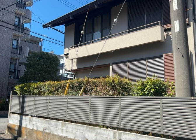 家を建てる前提で土地を探している場合、地盤の丈夫さは譲れない条件の一つです。地盤が脆弱だと追加工事が必要となります。また、過去に地盤沈下や液状化現象を起こした土地は、できるだけ避けた方がいいでしょう。