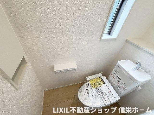 2階温水洗浄トイレ