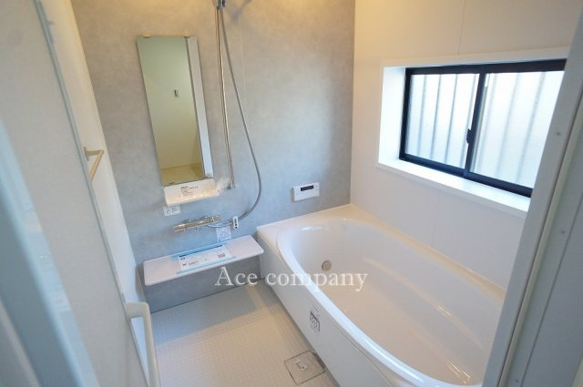 ユニットバス・給湯器・浴室乾燥機新調です☆