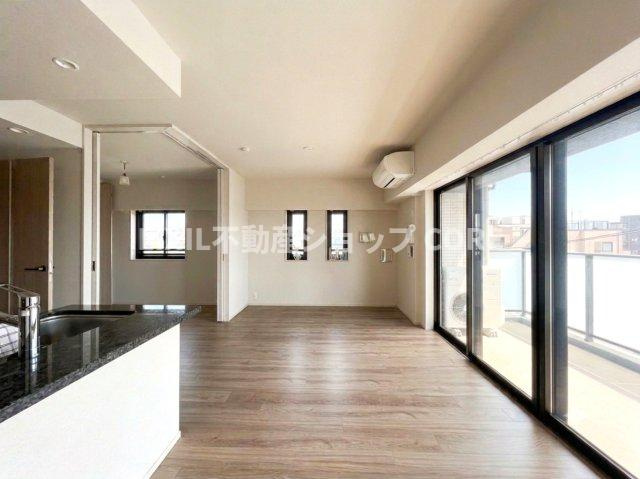 家族と過ごす時間を大切にしたい方にちょうどいいゆとりある住空間です。　