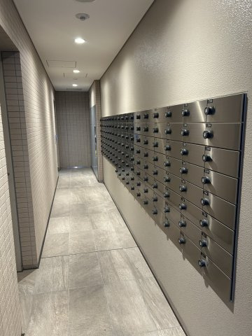 【プレミスト小山ステーションレジデンスの郵便受け】