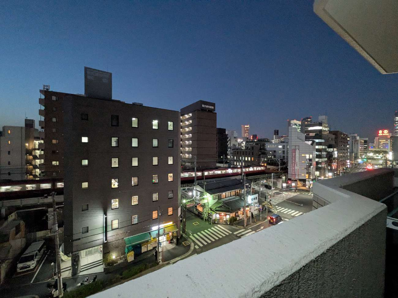 バルコニーからの眺望？