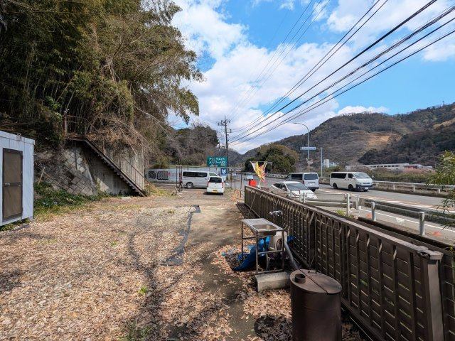 市街化調整区域のため、閑静な環境です