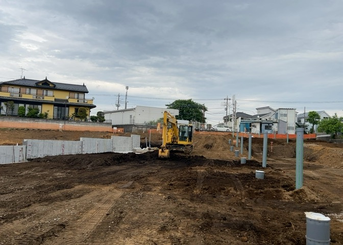 隣家の土地はどうなっているのか、生活利便施設が近くにあるのか、学校まで近いかなど、お客様のライフスタイルにあわせたイメージが重要です。また、近くにあると困る施設が近くにないかも確認するといいでしょう。