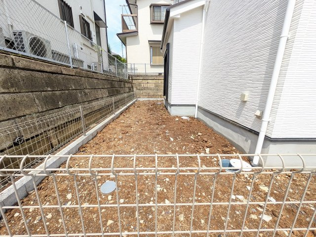 ～ガーデニングなども楽しめる庭付き～