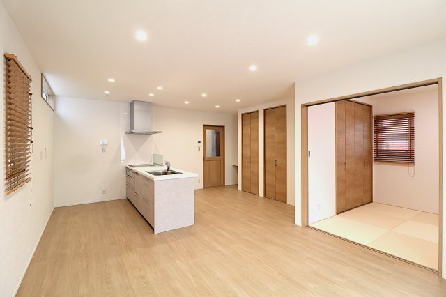 家族団らんの時間も増えそうなくつろぎのLDK☆