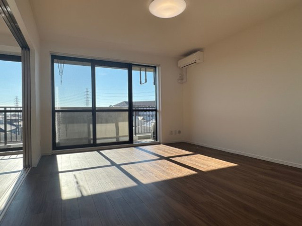 【パブリデンス春日部豊春の居間】