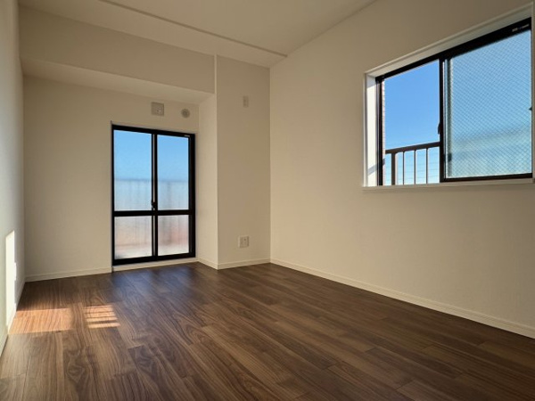 【パブリデンス春日部豊春の洋室】