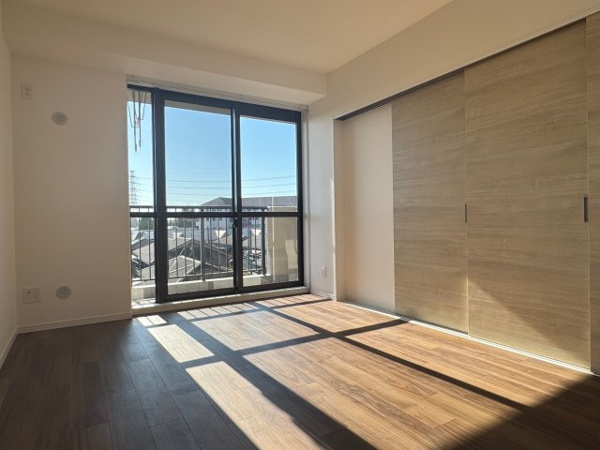 【パブリデンス春日部豊春の洋室】