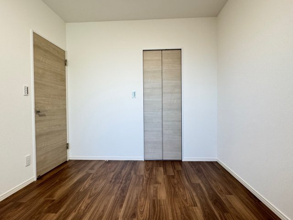 【パブリデンス春日部豊春の洋室】