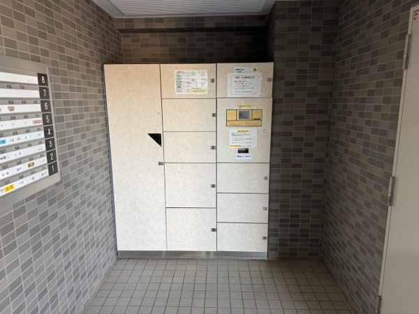 【パブリデンス春日部豊春の宅配ボックス】