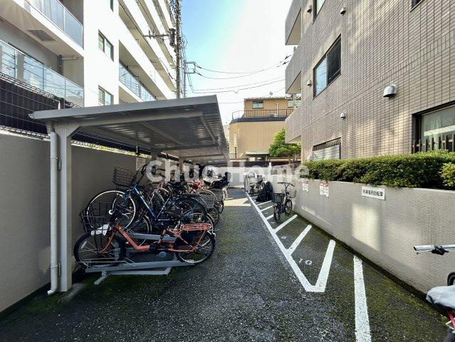 【自転車置き場】最新の空き状況や費用などの詳細は担当スタッフまでお問い合わせください。