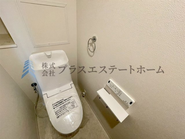 温水洗浄機付き暖房便座♪